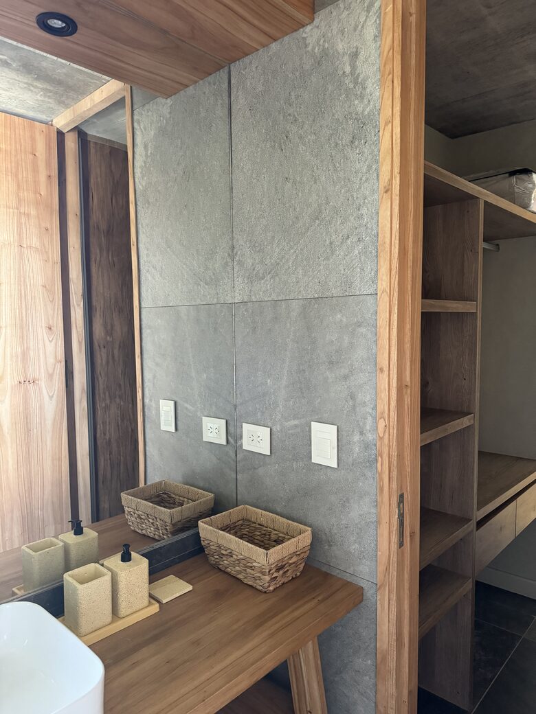 Como Pez En El Agua | Modern Beach House - Costa Esmeralda, Argentina