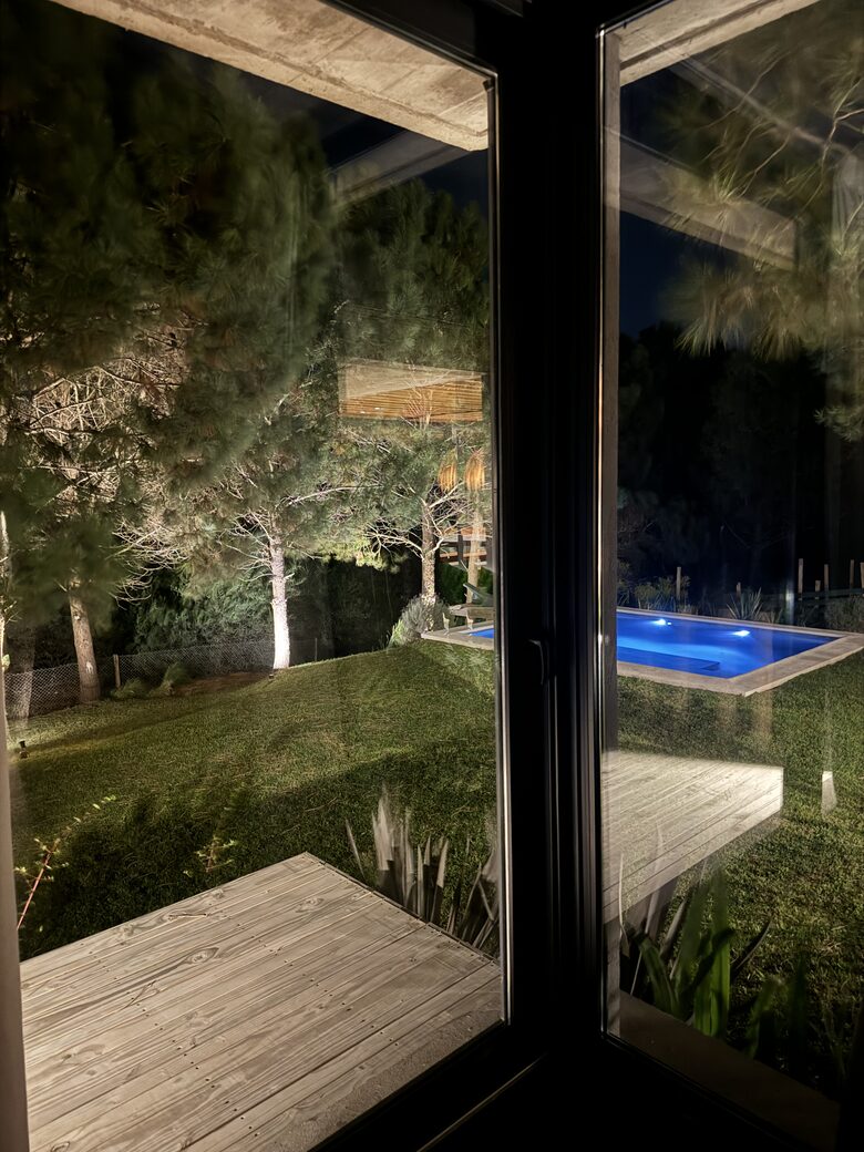 Como Pez En El Agua | Modern Beach House - Costa Esmeralda, Argentina