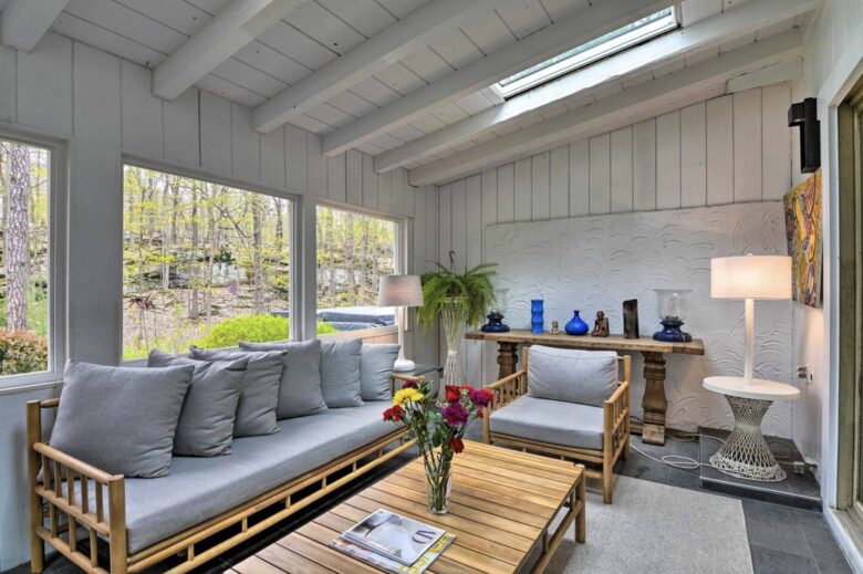 Casa Reál | Expansive Woodstock House w/ Hot Tub - Woodstock, New York
