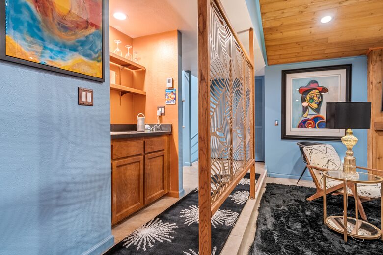 Azure Dream: Coastal Retreat Steps from the Beach - Solana Beach, California