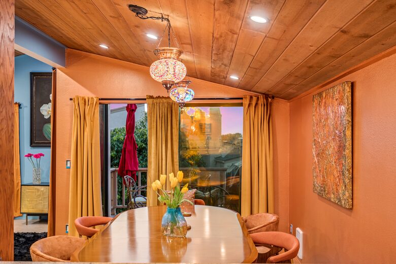 Azure Dream: Coastal Retreat Steps from the Beach - Solana Beach, California