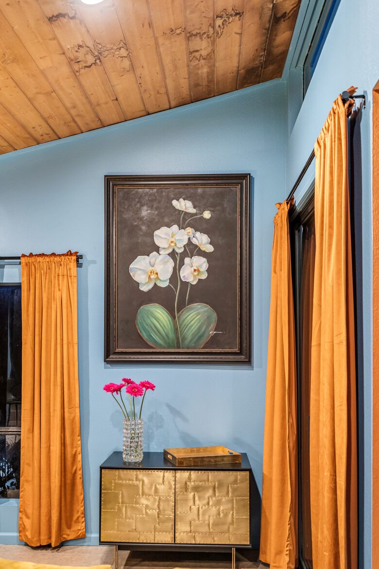 Azure Dream: Coastal Retreat Steps from the Beach - Solana Beach, California