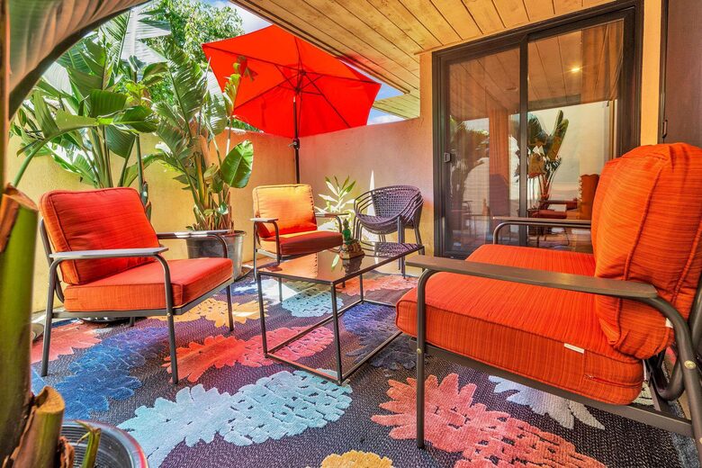 Azure Dream: Coastal Retreat Steps from the Beach - Solana Beach, California