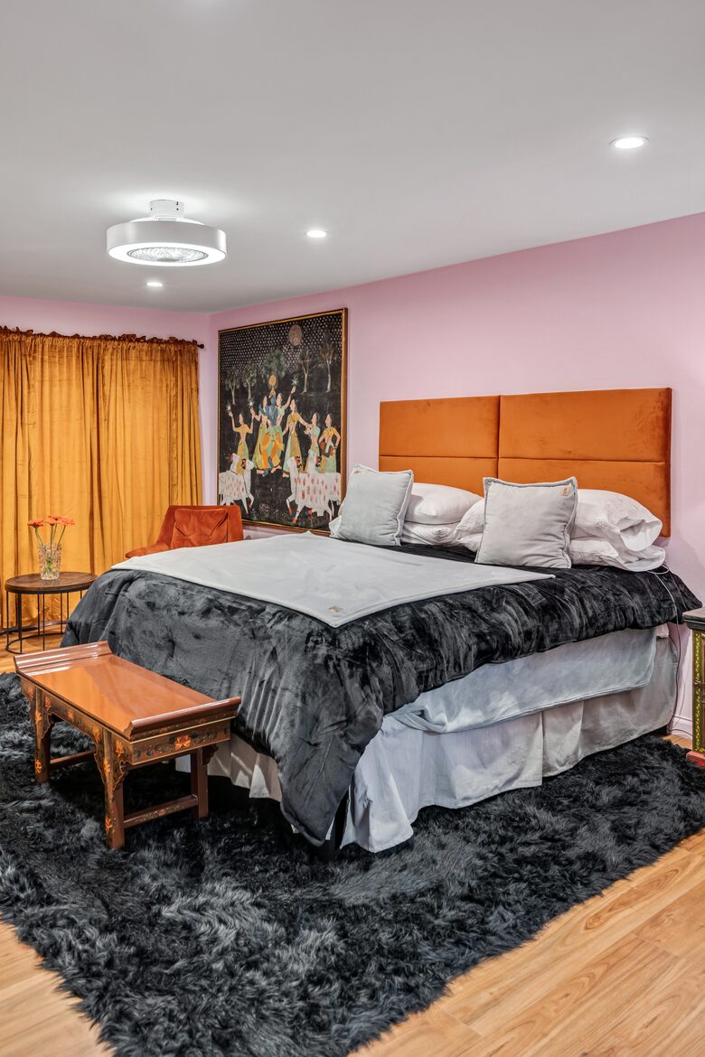 Azure Dream: Coastal Retreat Steps from the Beach - Solana Beach, California