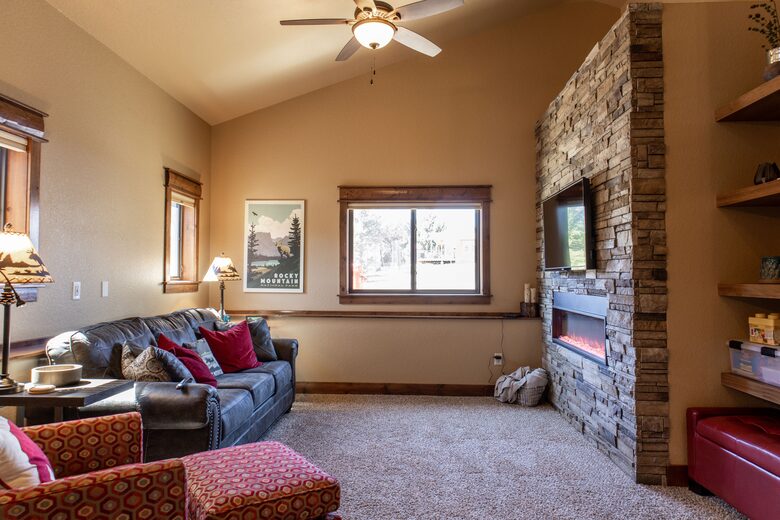 Timber Retreat | Walking distance to Lake Estes - Estes Park, Colorado