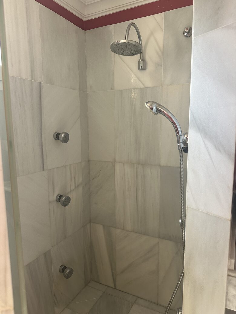 Main bathroom