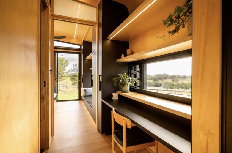 Kurui Cabin | Noosa Hinterland Luxury Retreat - Cooroy, Australia