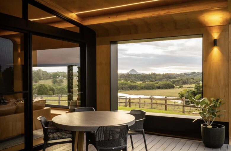 Kurui Cabin | Noosa Hinterland Luxury Retreat - Cooroy, Australia