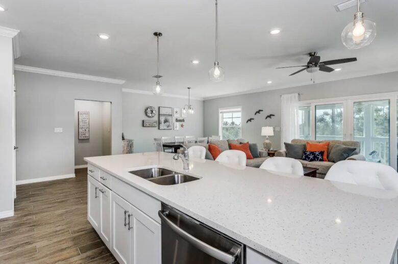 Pensacola Getaway | Golf Cart Included - Pensacola, Florida