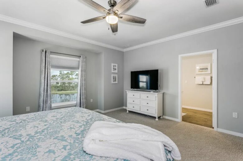 Pensacola Getaway | Golf Cart Included - Pensacola, Florida