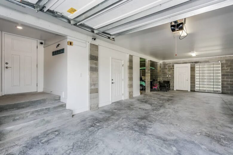 Pensacola Getaway | Golf Cart Included - Pensacola, Florida