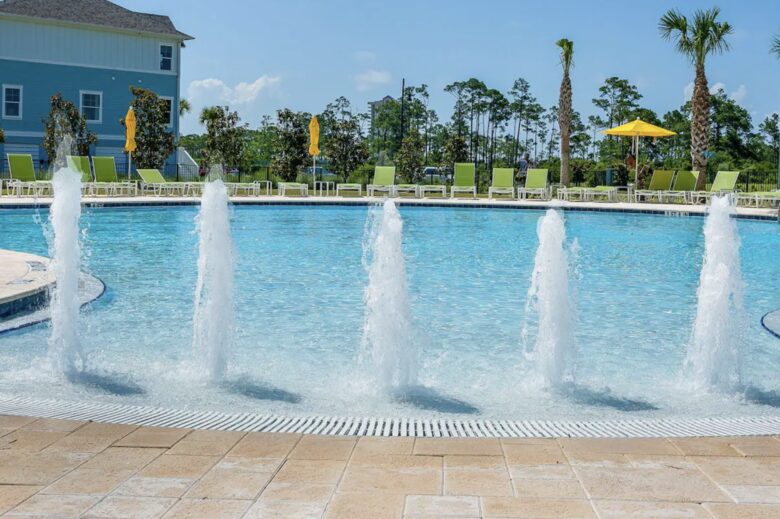 Pensacola Getaway | Golf Cart Included - Pensacola, Florida