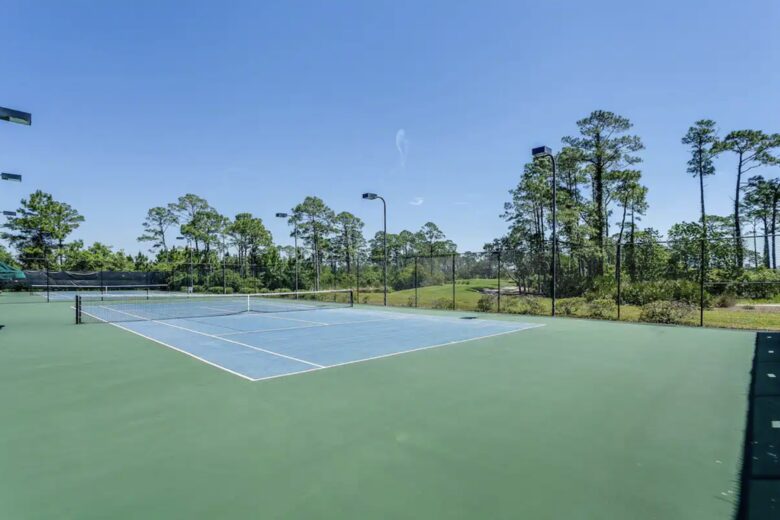 Pensacola Getaway | Golf Cart Included - Pensacola, Florida