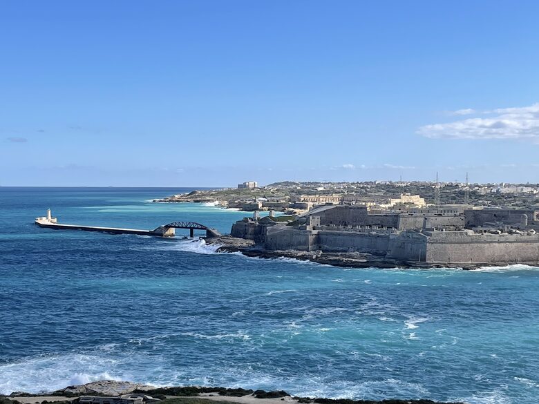 Luxury Seafront Penthouse with Private Pool & Breathtaking Panoramic Sea Views - Sliema, Malta