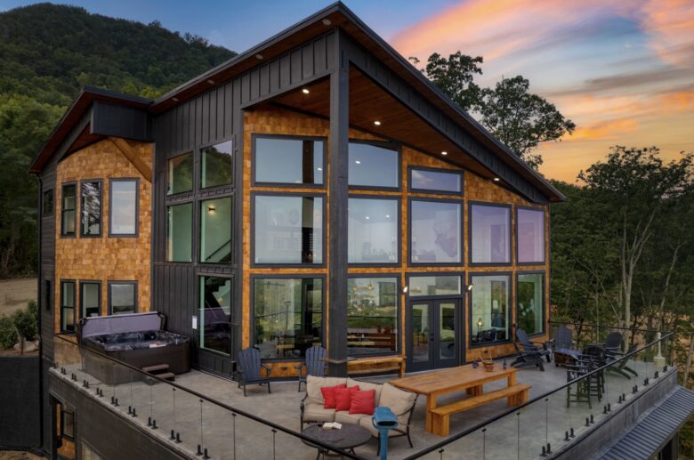 Skyline Sanctuary - Pigeon Forge, Tennessee