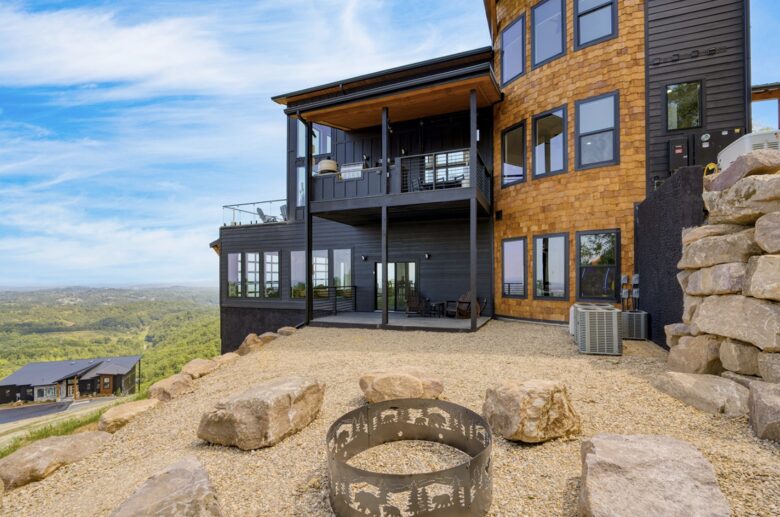 Skyline Sanctuary - Pigeon Forge, Tennessee