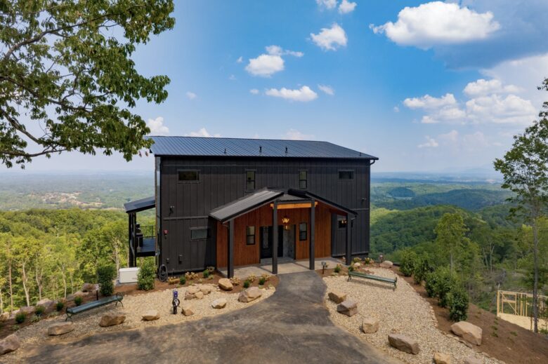 Skyline Sanctuary - Pigeon Forge, Tennessee