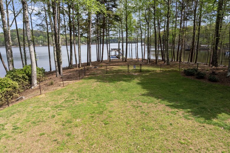 Paradise Point | Lake Lanier - Gainesville, Georgia