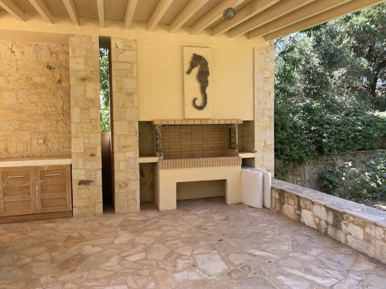 Beachfront Island Villa with Panoramic Aegean Views - Agios Isidoros, Greece