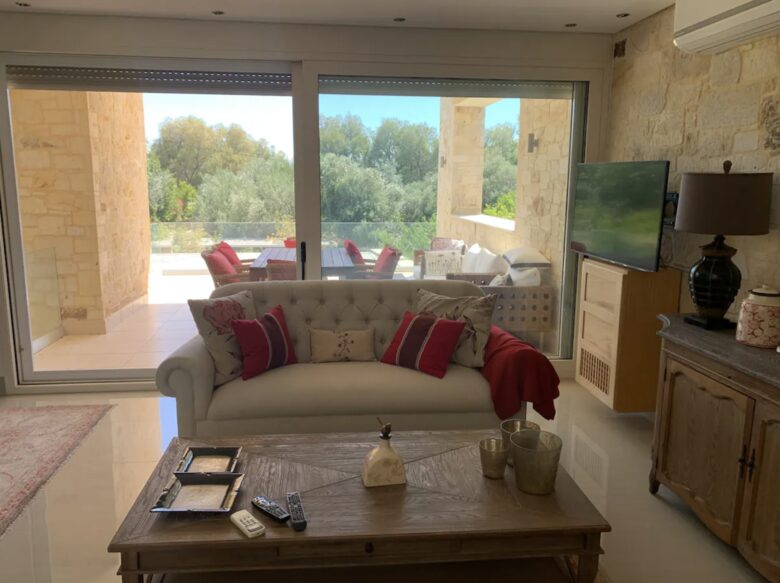 Beachfront Island Villa with Panoramic Aegean Views - Agios Isidoros, Greece