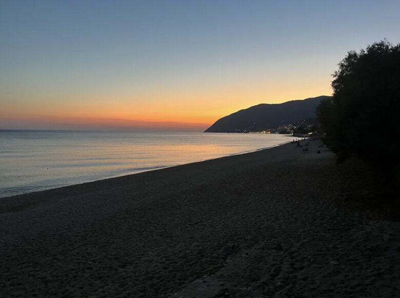 Beachfront Island Villa with Panoramic Aegean Views - Agios Isidoros, Greece