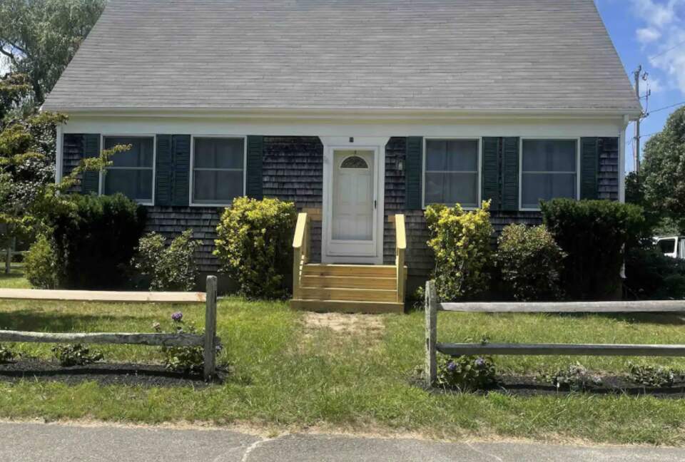 Charming Martha's Vineyard Cottage - Oak Bluffs, Massachusetts