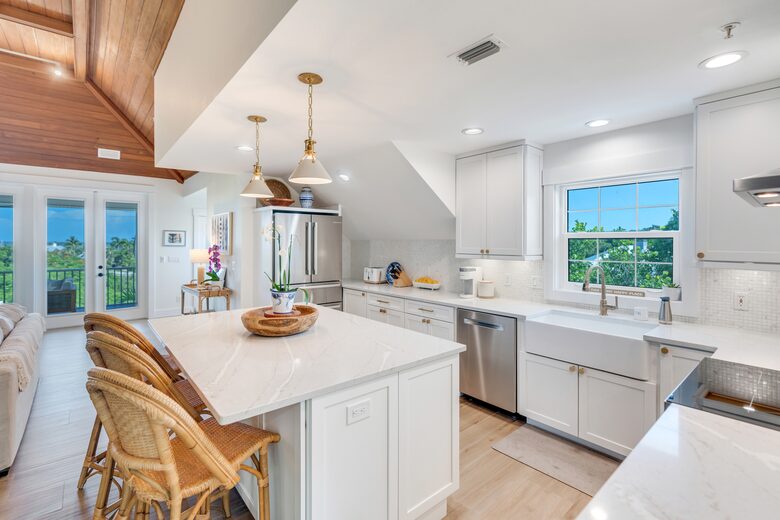 Apres Sea: Serene Island Retreat on Exclusive Useppa Island - Useppa Island, Florida