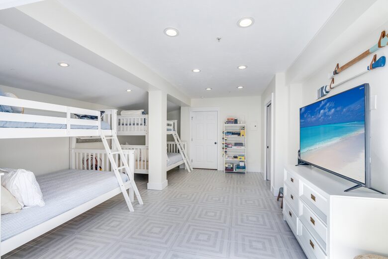 Apres Sea: Serene Island Retreat on Exclusive Useppa Island - Useppa Island, Florida