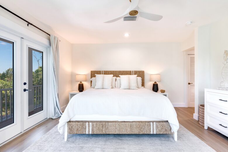 Apres Sea: Serene Island Retreat on Exclusive Useppa Island - Useppa Island, Florida