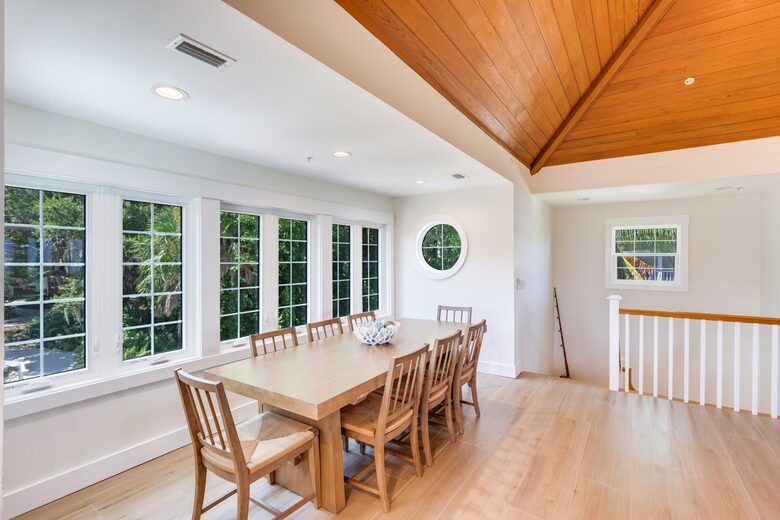 Apres Sea: Serene Island Retreat on Exclusive Useppa Island - Useppa Island, Florida