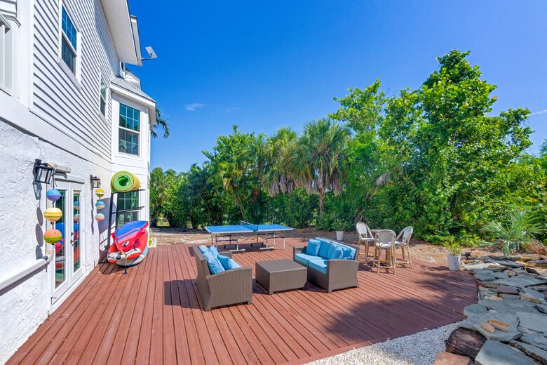 Apres Sea: Serene Island Retreat on Exclusive Useppa Island - Useppa Island, Florida