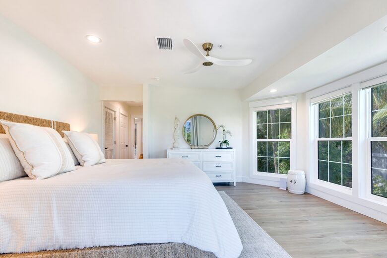 Apres Sea: Serene Island Retreat on Exclusive Useppa Island - Useppa Island, Florida