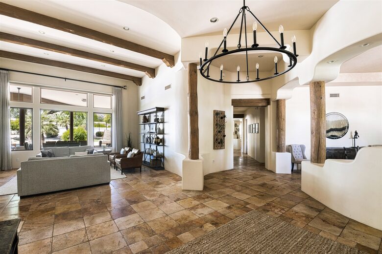 Scottsdale Estate with Pool, Spa & Sports Court +Pickleball - Paradise Valley, Arizona