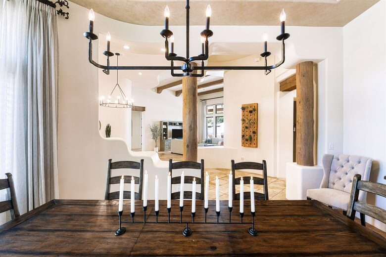 Scottsdale Estate with Pool, Spa & Sports Court +Pickleball - Paradise Valley, Arizona