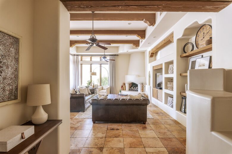 Scottsdale Estate with Pool, Spa & Sports Court +Pickleball - Paradise Valley, Arizona