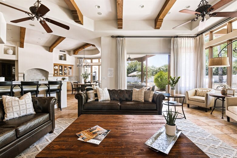 Scottsdale Estate with Pool, Spa & Sports Court +Pickleball - Paradise Valley, Arizona