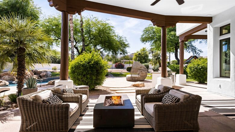 Scottsdale Estate with Pool, Spa & Sports Court +Pickleball - Paradise Valley, Arizona