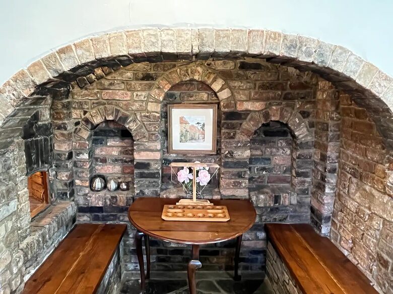 Quirky cottages on a 16th Century estate - Churchill, United Kingdom