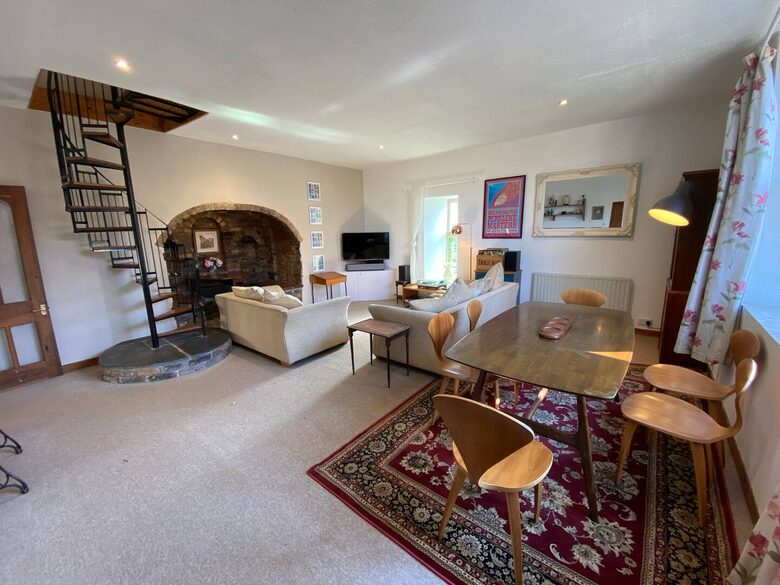 Quirky cottages on a 16th Century estate - Churchill, United Kingdom
