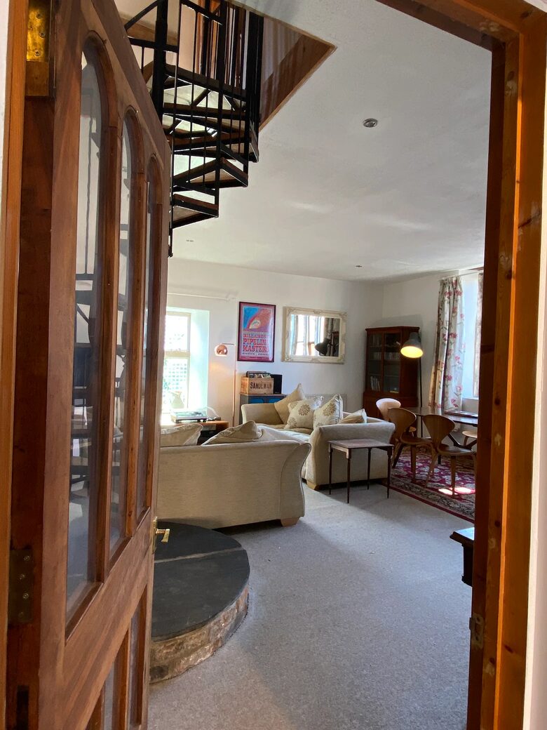 Quirky cottages on a 16th Century estate - Churchill, United Kingdom