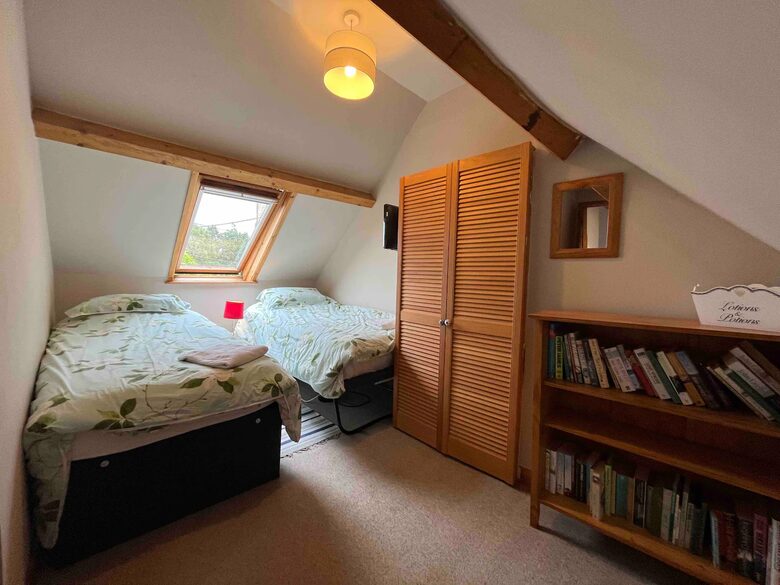 Quirky cottages on a 16th Century estate - Churchill, United Kingdom