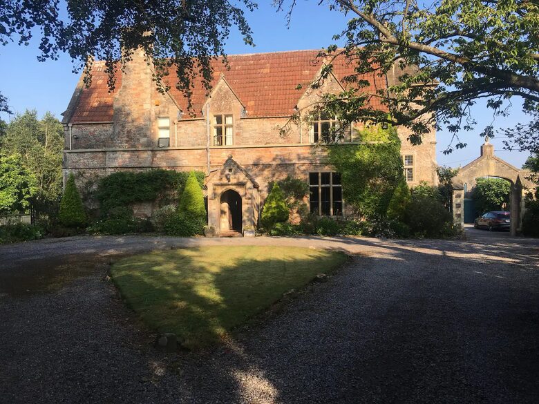 Quirky cottages on a 16th Century estate - Churchill, United Kingdom
