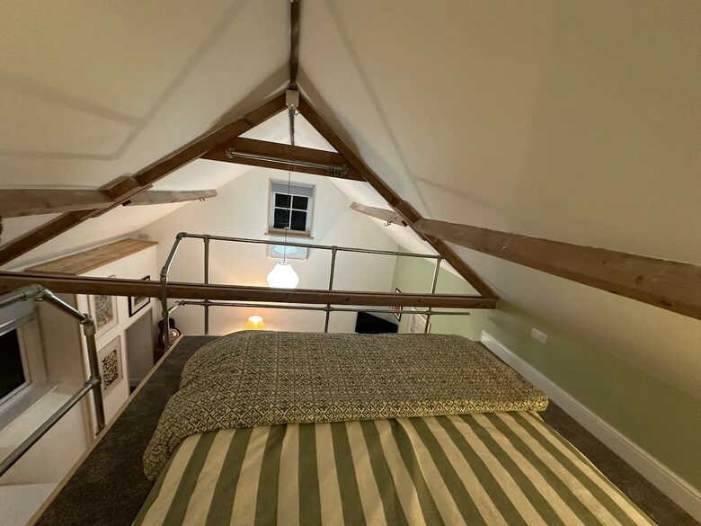 Quirky cottages on a 16th Century estate - Churchill, United Kingdom