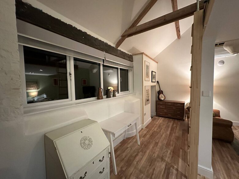 Quirky cottages on a 16th Century estate - Churchill, United Kingdom