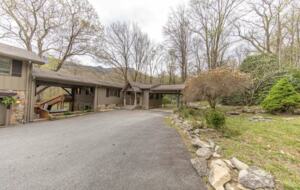 River Falls Lodge - Banner Elk, North Carolina