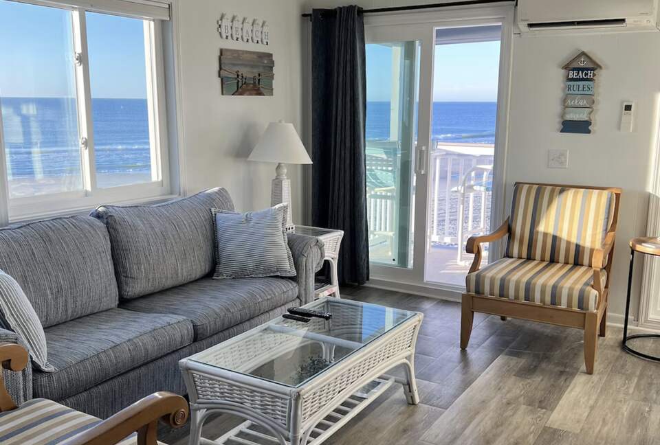 Direct Ocean Front Villa - Myrtle Beach, South Carolina