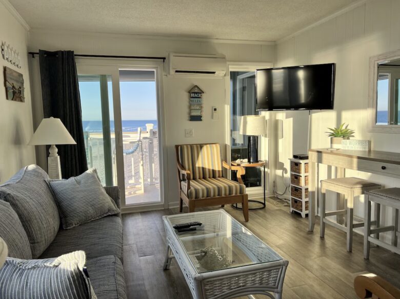 Direct Ocean Front Villa - Myrtle Beach, South Carolina