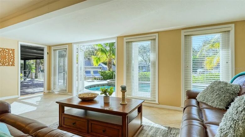 Waterfront Siesta Key Prime Location - Siesta Key, Florida
