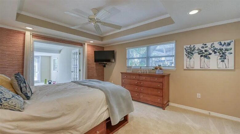 Waterfront Siesta Key Prime Location - Siesta Key, Florida