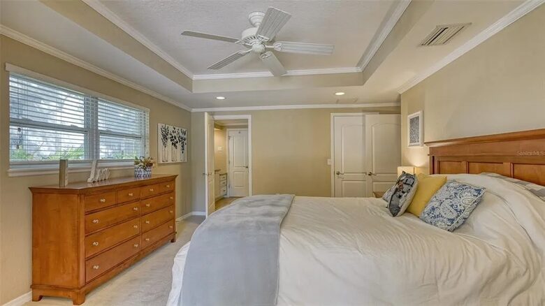 Waterfront Siesta Key Prime Location - Siesta Key, Florida